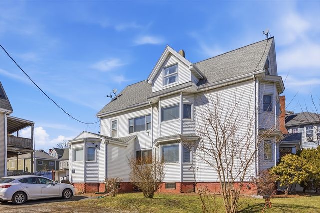 12 Jones Ave 1, Chelsea, MA 02150