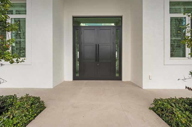 15385 Sunnyland Lane, Wellington, FL 33414