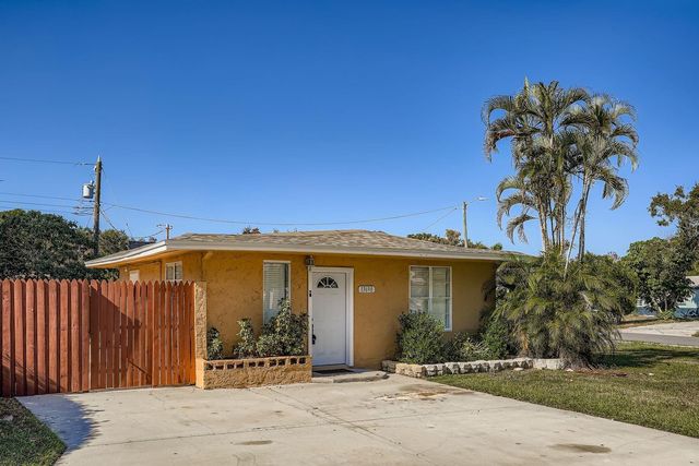 13698 120TH STREET, Largo, FL 33778