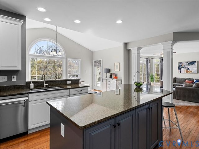 6207 Stile Gate Ter, Moseley, VA 23120