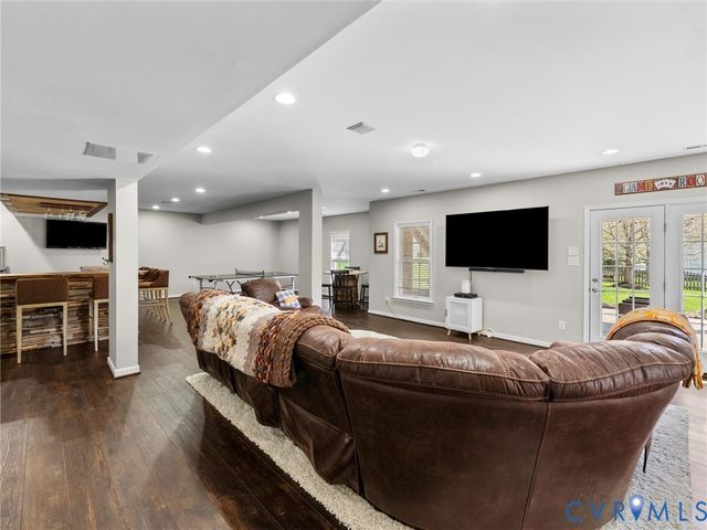 6207 Stile Gate Ter, Moseley, VA 23120