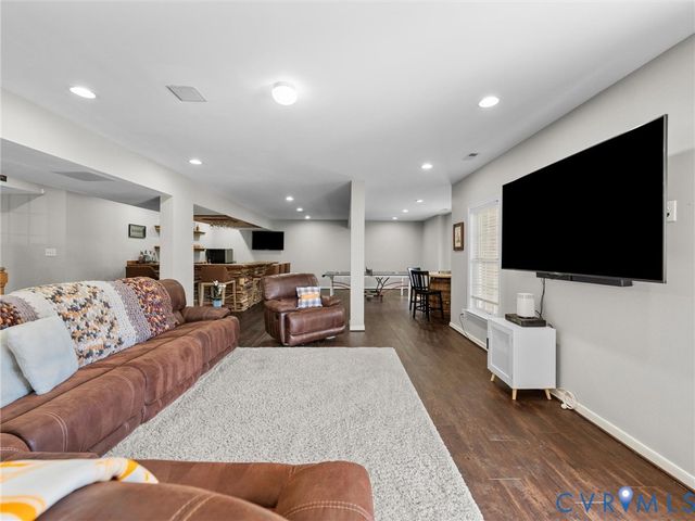 6207 Stile Gate Ter, Moseley, VA 23120