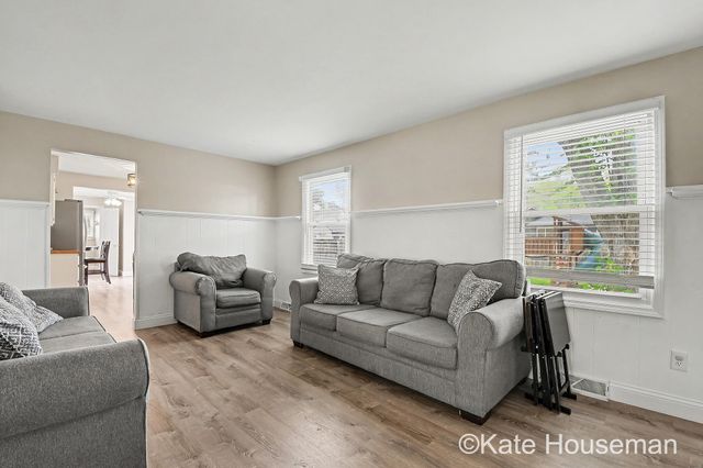 1793 Pinebluff Drive SE, Kentwood, MI 49508