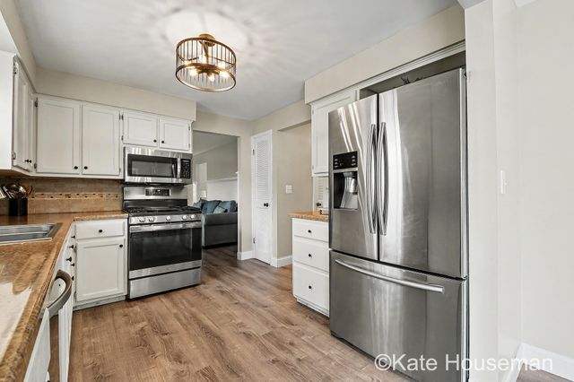 1793 Pinebluff Drive SE, Kentwood, MI 49508