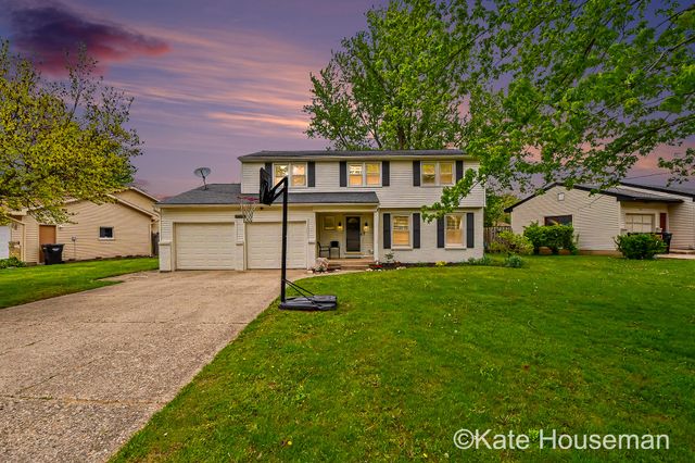 1793 Pinebluff Drive SE, Kentwood, MI 49508