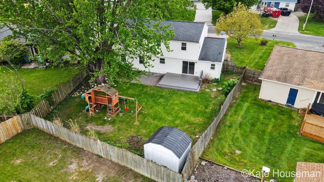 1793 Pinebluff Drive SE, Kentwood, MI 49508