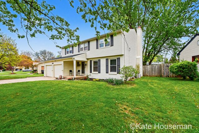 1793 Pinebluff Drive SE, Kentwood, MI 49508