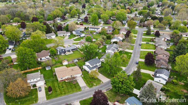 1793 Pinebluff Drive SE, Kentwood, MI 49508