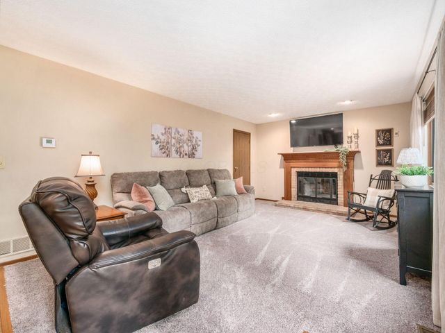 14 Highmeadow Drive, Columbus, OH 43230