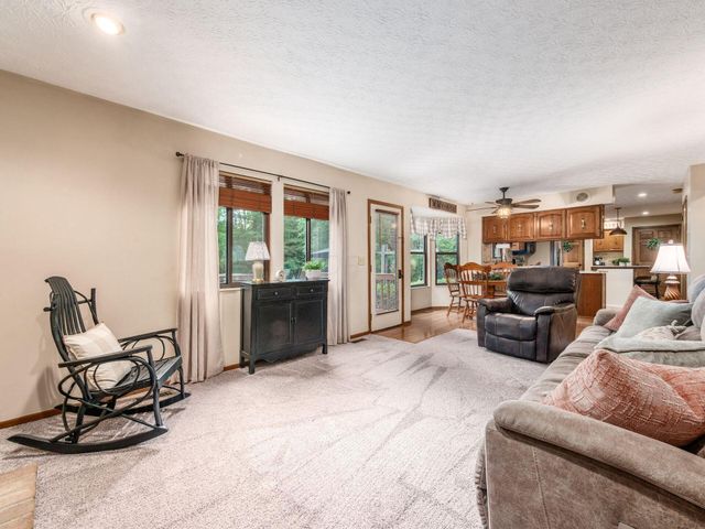 14 Highmeadow Drive, Columbus, OH 43230