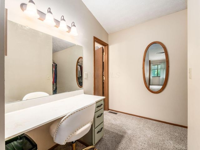 14 Highmeadow Drive, Columbus, OH 43230