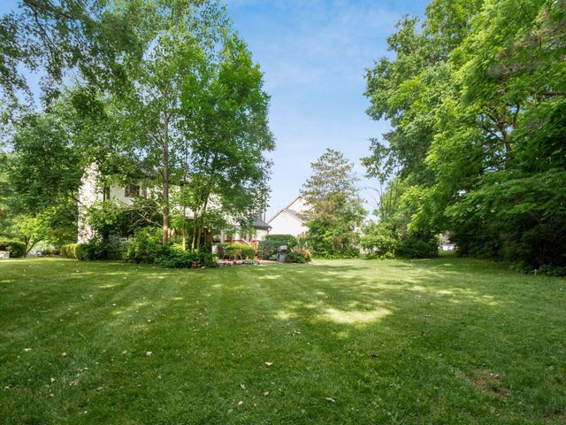 14 Highmeadow Drive, Columbus, OH 43230