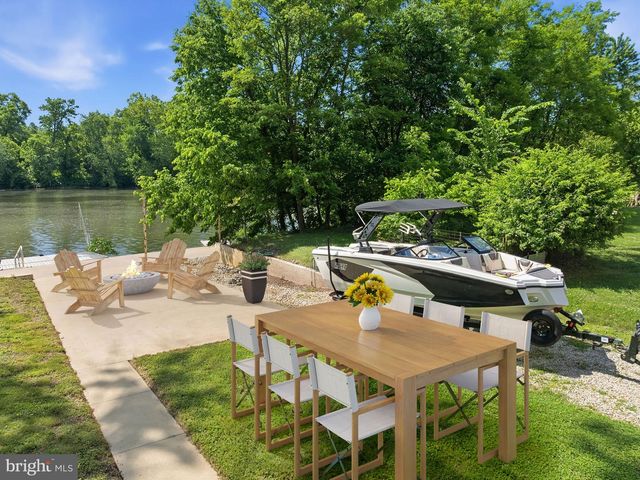 78 W INDIAN LN, West Norriton, PA 19403