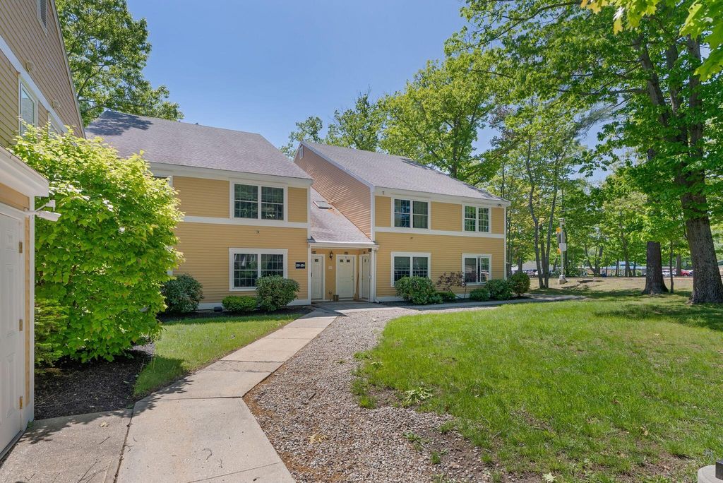 161 Saco Avenue 204, Old Orchard Beach, ME 04064 — exterior