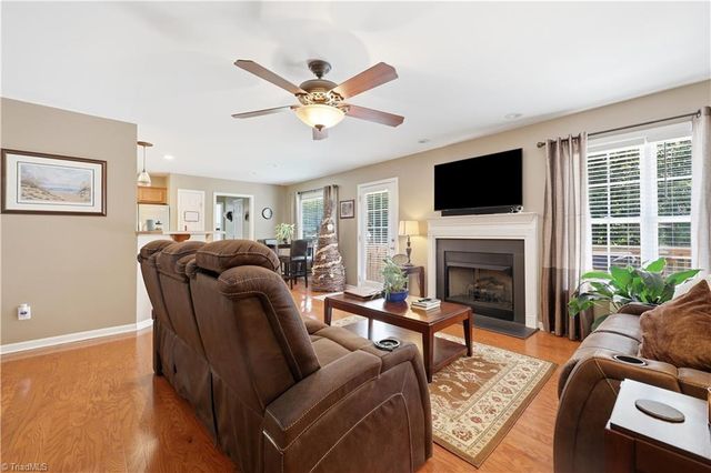 2130 Willow Oak Drive, Thomasville, NC 27360