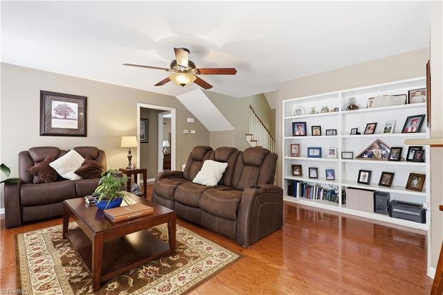2130 Willow Oak Drive, Thomasville, NC 27360