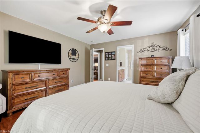 2130 Willow Oak Drive, Thomasville, NC 27360