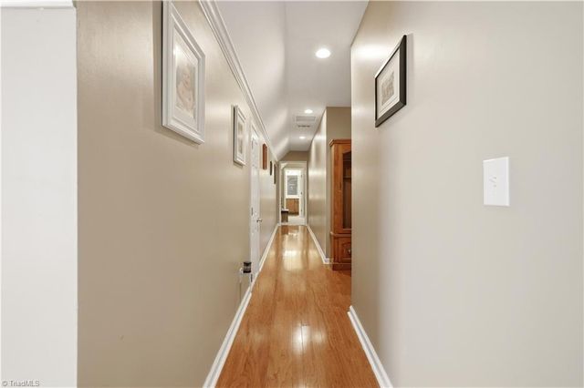 2130 Willow Oak Drive, Thomasville, NC 27360