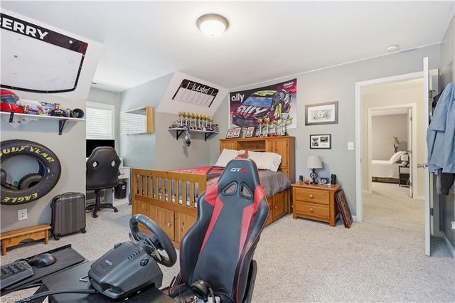 2130 Willow Oak Drive, Thomasville, NC 27360