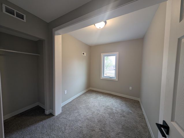 611 24th Avenue N, Minneapolis, MN 55411