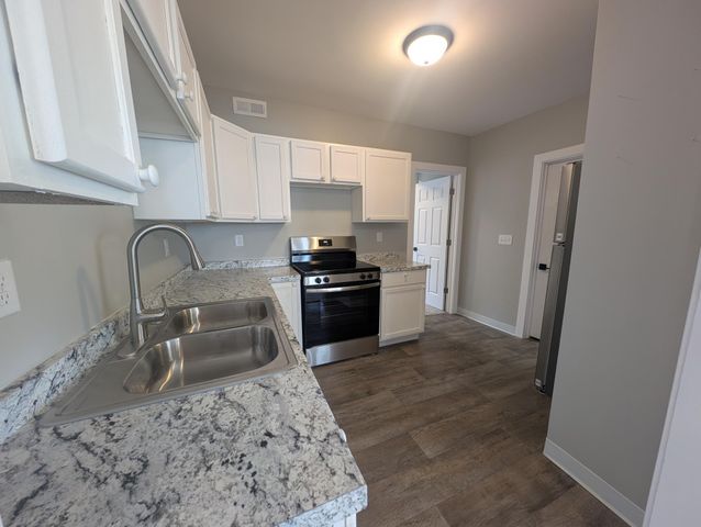 611 24th Avenue N, Minneapolis, MN 55411