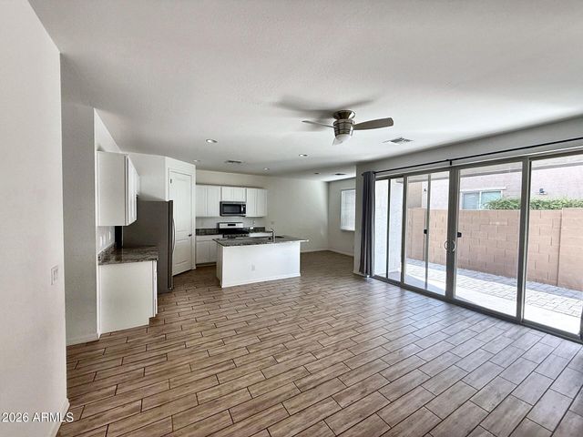 9430 E SECTOR Drive, Mesa, AZ 85212