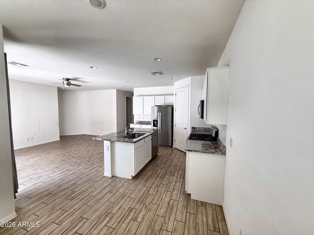 9430 E SECTOR Drive, Mesa, AZ 85212