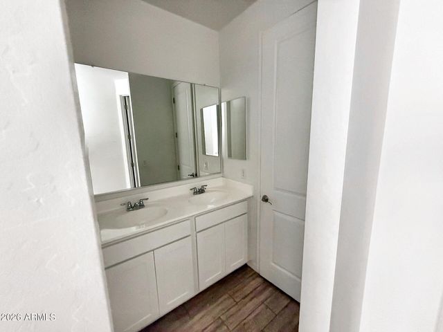 9430 E SECTOR Drive, Mesa, AZ 85212