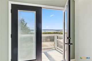 1711 Lake Bluff, Canyon Lake, TX 78133