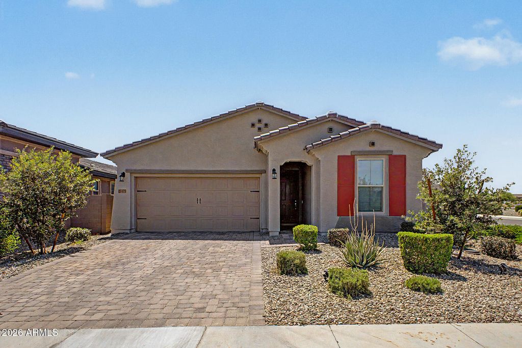 19473 W SOLANO Drive, Litchfield Park, AZ 85340