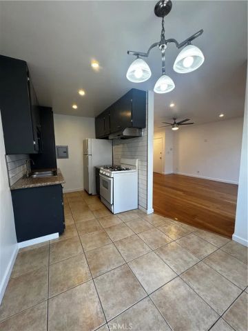 410 S Commonwealth 4, Los Angeles, CA 90020