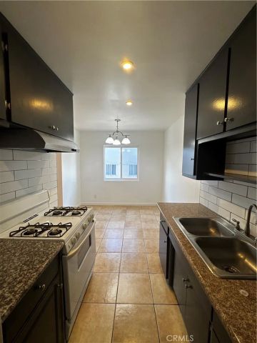 410 S Commonwealth 4, Los Angeles, CA 90020
