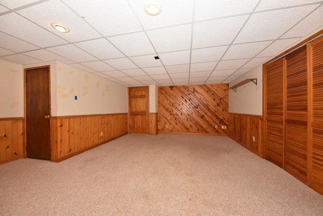 2020 Sunnyside DRIVE, Waukesha, WI 53186