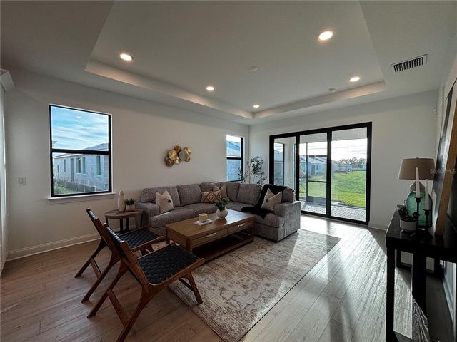 5691 FREESTONE CIRCLE, Apollo Beach, FL 33572