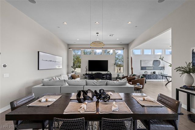 7851 West Wigwam Avenue, Las Vegas, NV 89113