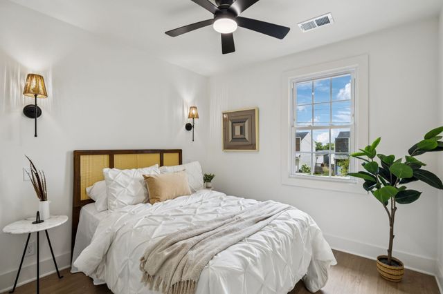 2127A Burns St, Nashville, TN 37216