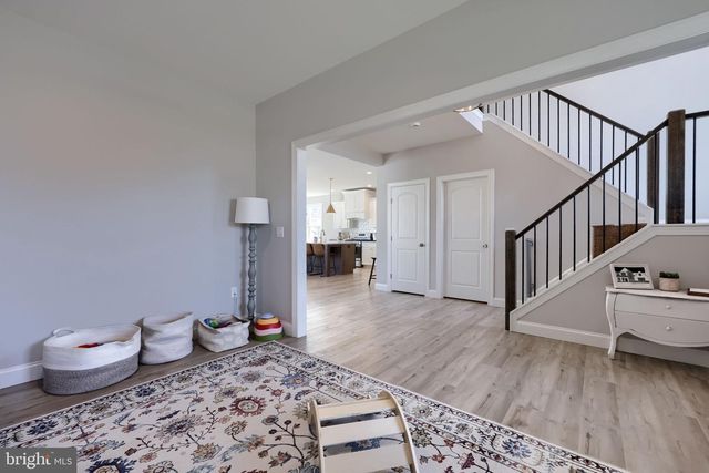 168 FORGE DR, Lebanon, PA 17042