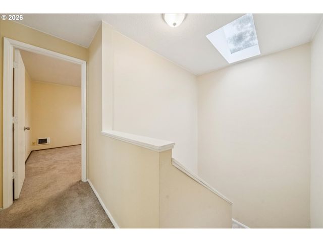 651 5TH St, Lake Oswego, OR 97034