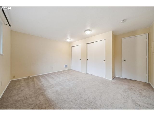 651 5TH St, Lake Oswego, OR 97034