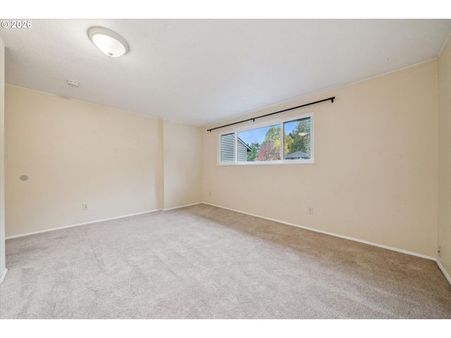 651 5TH St, Lake Oswego, OR 97034
