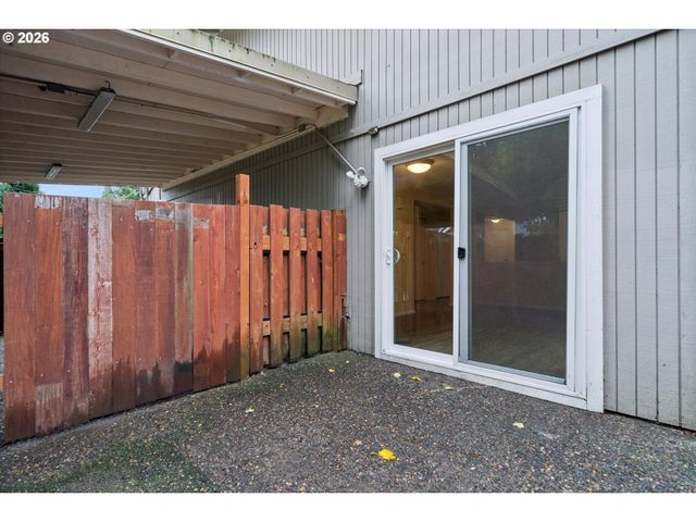 651 5TH St, Lake Oswego, OR 97034