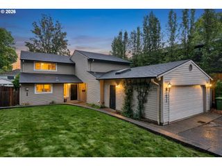 651 5TH St, Lake Oswego, OR 97034