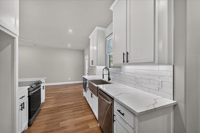 423 W Monterey Street, Denison, TX 75020