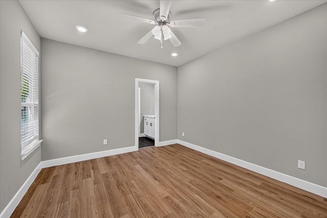 423 W Monterey Street, Denison, TX 75020