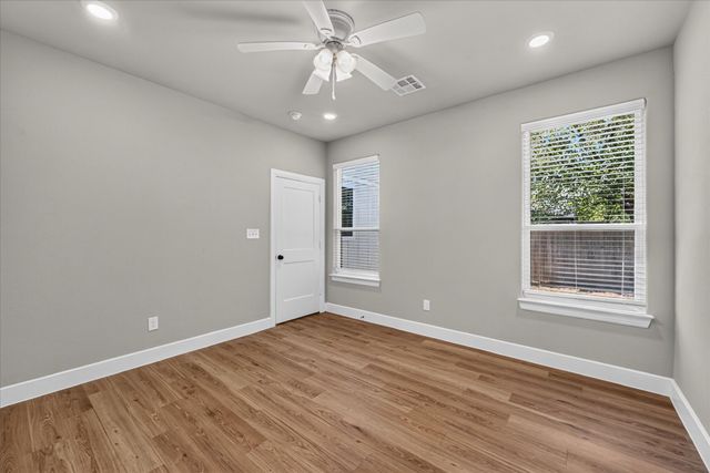 423 W Monterey Street, Denison, TX 75020