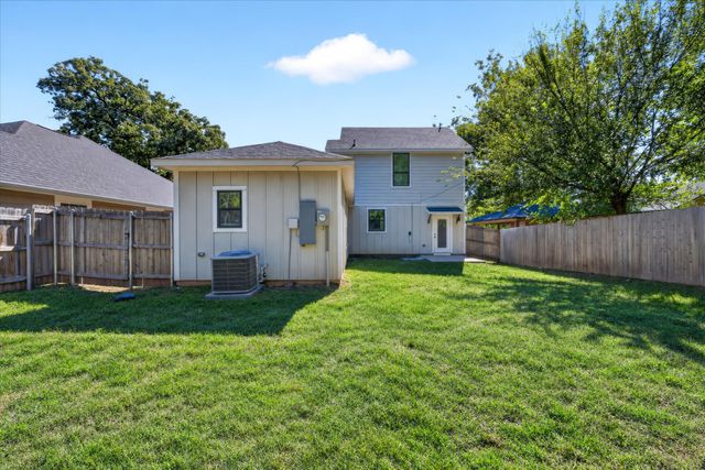 423 W Monterey Street, Denison, TX 75020
