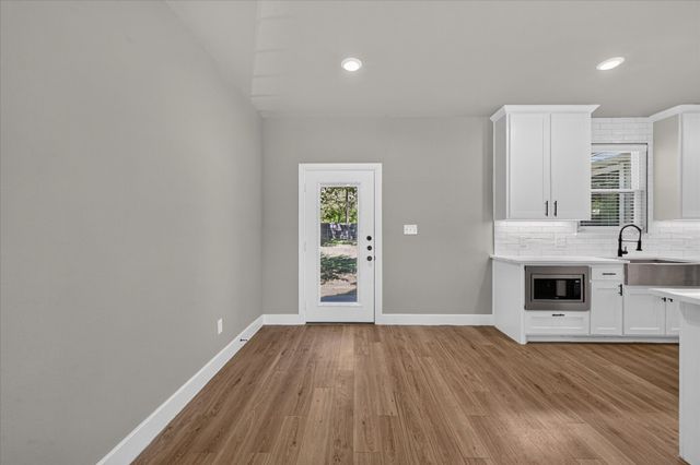 423 W Monterey Street, Denison, TX 75020