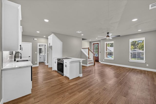 423 W Monterey Street, Denison, TX 75020