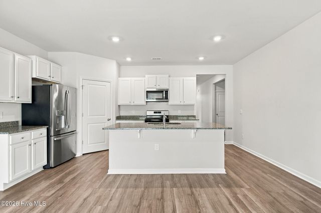 357 Tributary Circle, Wilmington, NC 28401