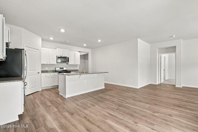 357 Tributary Circle, Wilmington, NC 28401